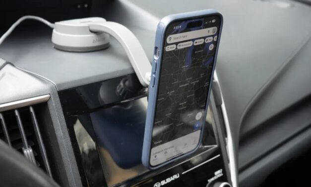 Simplify Your Drive: The Convenience of MagSafe Phone Holders for Cars